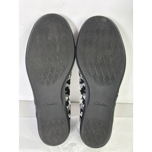 Clarks Cloudsteppers Carly Wish Womens 11 W Black Grey Camo Flats Slip On Ballet - Picture 10 of 10
